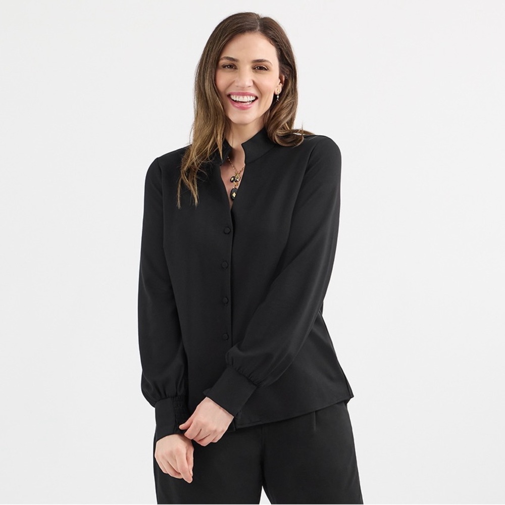 NEW Cabi 4746 CUFF-SLEEVED BUTTON-DOWN BLOUSE Composer Top Size M